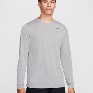 Nike Men's Heather Gray Long Sleeve Tee